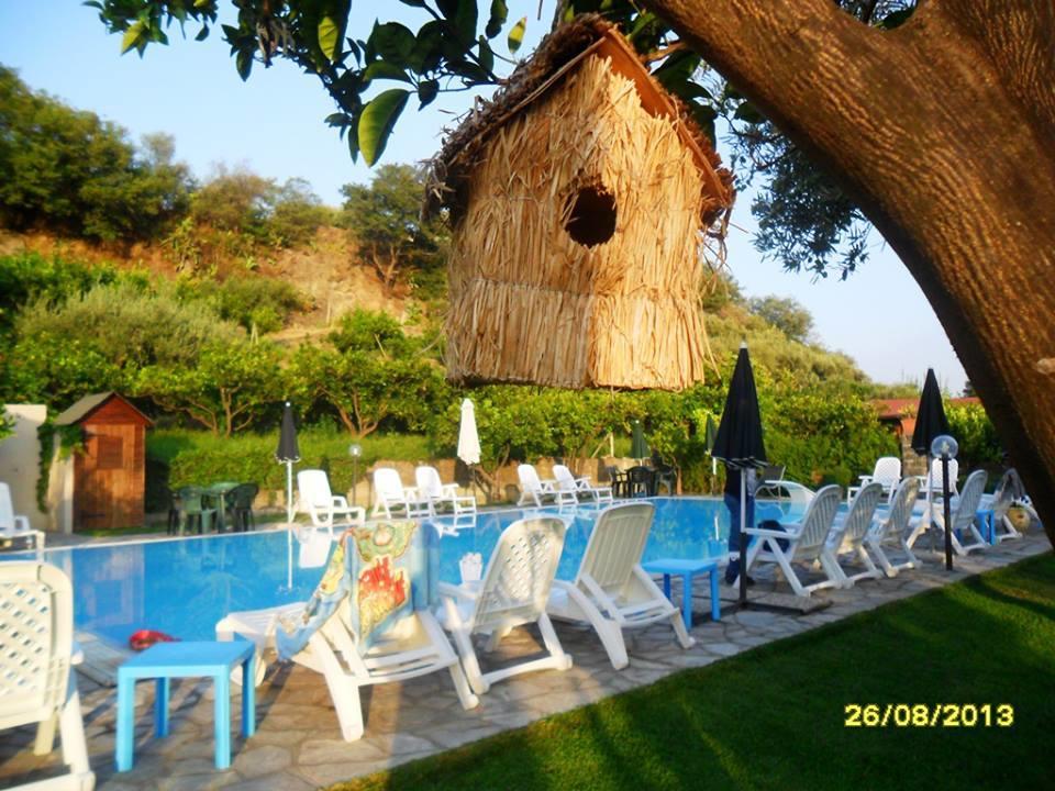 Agriturismo Valle Alcantara Villa Motta Camastra Exteriör bild
