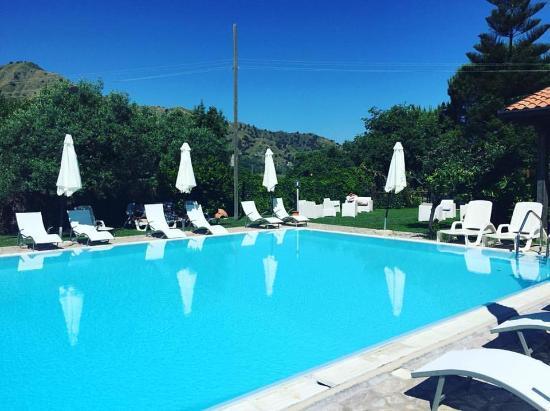 Agriturismo Valle Alcantara Villa Motta Camastra Exteriör bild