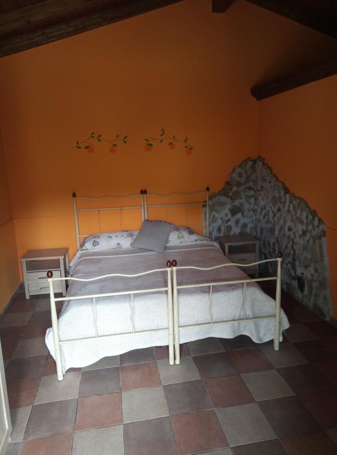 Agriturismo Valle Alcantara Villa Motta Camastra Exteriör bild